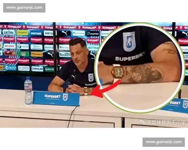 罗马前锋肖穆罗多夫接近加盟巴萨克赛尔，转会费或达 800 万欧